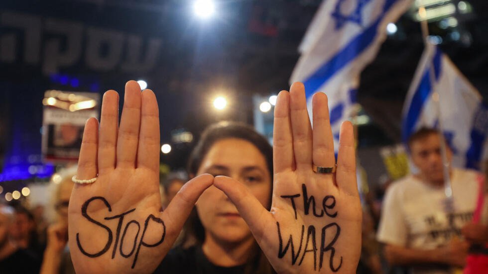 فرض السلام بالقوة : الحامل التاريخي والفعل المعاصر .